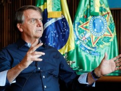 Бразилын дээд шүүхийн шийдвэрийн дагуу Ерөнхийлөгч асан Х.Болсонарог гэрт нь хорьжээ