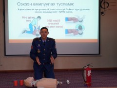 Хугацаат цэргийн алба хаагчдад гамшгаас хамгаалах сургалт зохион байгуулж байна