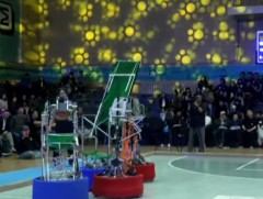 ШУТИС-ийн оюутнууд үйлчилгээний зарим робот хийж байна