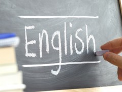 ЕБС-ийн гурав, дөрөвдүгээр ангид англи хэлний хичээл долоо хоногт хоёр цаг орно