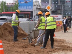 Хотын төвийн явган хүний зам шинэчлэл ба гэр хорооллын орчин...