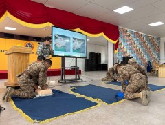 Гамшгаас хамгаалах мэдлэг олгох сургалтад оюутан цэрэг болон хугацаат цэргийн алба хаагчдыг хамруу..