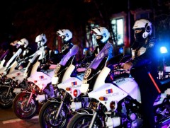 Шөнийн сурвалжилга:Суррон, Мотоцикльтой насанд хүрээгүй жолооч нар авто зам дээр 