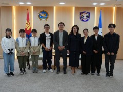 Мияконожо Технологийн коллежийн багш, оюутныг хүлээн авч уулзав