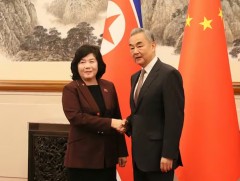 БНАСАУ, БНХАУ-ын Гадаад хэргийн сайд нар уулзаж, хоёр улсын харилцааг бэхжүүлэхээр тохирчээ