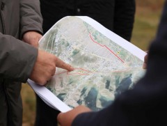 Нисэхийн тууш замаас Эмээлтийн замтай холбогдох 16 км авто  замыг ирэх онд ашиглалтад оруулна