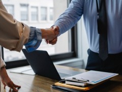 Төрийн албанаас хувийн хэвшилд шилжин ажиллахыг дэмжих өдөрлөг болно