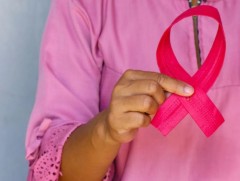 Аравдугаар сар-Хөхний хорт хавдартай тэмцэх сар