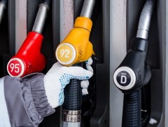 Улсын хэмжээнд 51 вагон АИ-92 автобензин байна 