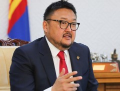 УИХ-ын гишүүд цаг үеийн асуудлаар мэдээлэл хийж байна