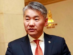 Ерөнхий сайдыг огцруулсан санал хураалт нь үндсэн хууль зөрчсөн гэж зарим гишүүд үзлээ