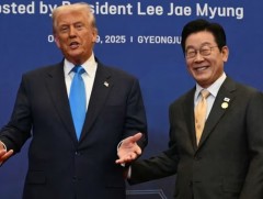 АНУ, БНСУ-ын Ерөнхийлөгч нар худалдаа, аюулгүй байдлын асуудлаар хэлэлцэв