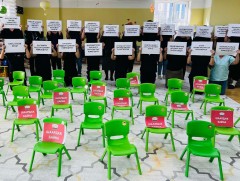 Багш нарын ажил хаялтын хугацаанд хүүхдийг хамгаалахын тулд эцэг, эхийнх нь аль нэгийг цахимаар аж..