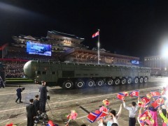 БНАСАУ цэргийн парадад хамгийн сүүлийн үеийн тив алгасагч 