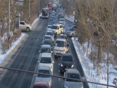 Офицеруудын ордноос Ботаник хүртэл нэгдүгээр эгнээг чөлөөлж байна