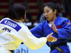 Л.Энхрийлэн Абу Дабигийн их дуулгаас мөнгөн медаль хүртлээ