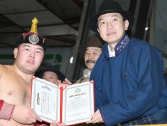 Улс тунхагласны барилдаанд залуу Заан С.Сүхбат хоёр дахиа түрүүллээ