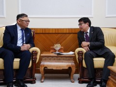 Боловсролын сайд П.Наранбаяр Оросын холбооны улсын Буриадын улсын их сургуулийн удирдлагатай уулзлаа