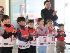 Цанын шинэ улирлын анхны тэмцээнд 40 гаруй тамирчин оролцлоо