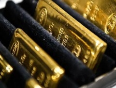 Алтны үнэ нэг унц нь 4400 ам.доллараас давж, дахин шинэ дээд үзүүлэлтэд хүрч өсөв