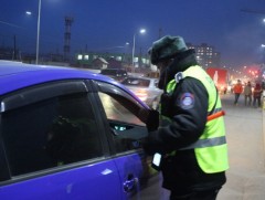 Тээврийн хэрэгсэл жолоодох эрхээ хасуулсан 487 хүнд холбогдох хэргийг шүүхээр шийдвэрлүүллээ