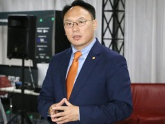 Ц.Баатархүү: Бага үнээр нүүрсээ экспортод гаргачихаад, өндөр үнээр түлш авч байгаа нь буруу 