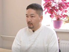 Эрүүл мэндийн бэрхшээлдээ сөхрөхгүйгээр хөрөнгийн зах зээлд тоглогч болж ашиг хүртэж байна 