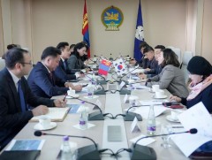 БНСУ-ын Инчон хотын ИТХ-ын төлөөлөгчдөд “Агро сити”, “Налуу-Ухаа” чөлөөт бүсийн үр ашгийг танилцуу..