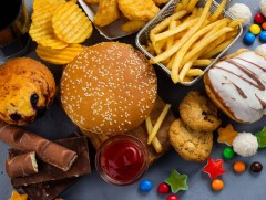 Их Британид түргэн хоолны зар сурталчилгааг хязгаарлажээ