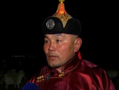 Цагаандэлгэр сумын 3 дугаар багийн малчин Д.Мөнхбаатар, Б.Өнөржаргал нар 