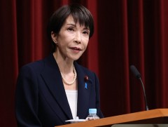 Японы эрх баригч нам Парламентын доод танхимд гуравны хоёрыг бүрдүүлж түүхэн ялалт байгуулав