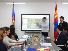 Хотын дарга Х.Нямбаатар Франц улсын “Veolia” группийн төлөөлөгчидтэй уулзлаа
