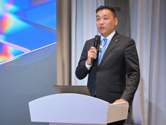 Эрүүл мэндийн даатгалтай холбоотой бүх мэдээллийг нээлттэй мэдээлэх 1818.mn цахим хуудсыг хэрэглээ..