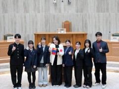 Мияаконожо хотын Технологийн коллежийн багш, сурагчдын төлөөллийг хүлээн авч уулзлаа