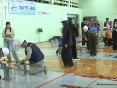 ШУТИС-ийн оюутнууд онолын мэдлэгээ бататгаж гүүрэн байгууламж бүтээжээ 