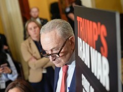 АНУ-ын Сенат Ираны дайныг зогсоох тогтоолыг дэмжсэнгүй