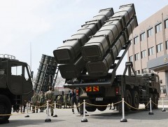 Япон Улс анх удаа холын тусгалтай пуужингууд байрлуулжээ