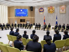 Хан-Уул дүүргийн цагдаагийн газрын эмэгтэй алба хаагчидтай уулзлаа