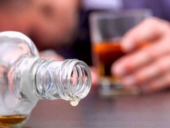 Эрэгтэйчүүдийн нас баралтын зонхилох шалтгаан архины хордлого байна