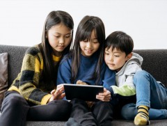 ӨНӨӨДӨР: Ах, эгч, дүүсийн өдөр