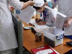 ӨЭМТ-ийн эмч, сувилагчдыг сургалт нэрээр үндсэн ажлыг нь хийлгэхгүй байна гэв