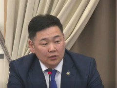 С.Эрдэнэбат: Сургуулиудын будсан хананы будгийн орцонд хар тугалга зөвшөөрөгдөх хэмжээнээс 50 дахи..