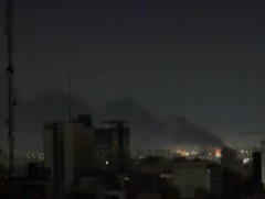 АНУ, Ираны хүчнийхэн Америкийн сөнөсөн цэргийн онгоцны нисгэгчийг эрэн хайж байна 