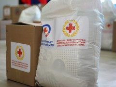 Дорнод аймгийн Чойбалсан сумын 50 малчин өрхөд хүмүүнлэгийн тусламж үзүүлжээ 