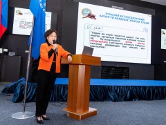 “Ургамал хамгааллын цогц арга, хөдөө аж ахуйн зохистой дадал” сургалт болж байна