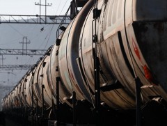 Сүхбаатар боомтоор хоёр хоногт 3,824 тонн АИ-92 автобензин импортолжээ
