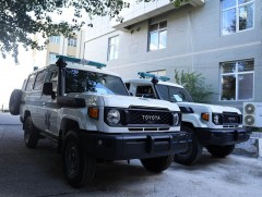 Баян-Өлгий аймгийн сумдад тусламжийн 3 автомашин олголоо