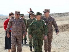 Монгол, Японы цэргийн инженерүүд цэргийн бааз барьж байна