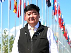 Онцлох зочин: Байгаль орчин, уур амьсгалын өөрчлөлтийн сайд, COP17 бага хурлыг зохион байгуулах Үн..