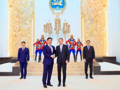 ХБНГУ-ын Элчин сайд Итгэмжлэх жуух бичгээ өргөн барилаа